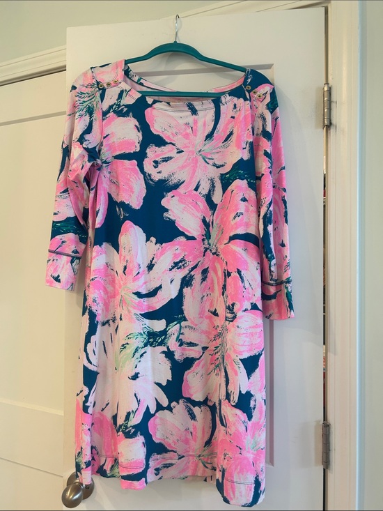 Lilly Pulitzer Dresses & Skirts - Lilly Pulitzer Navy with Pink Floral Midi Dress